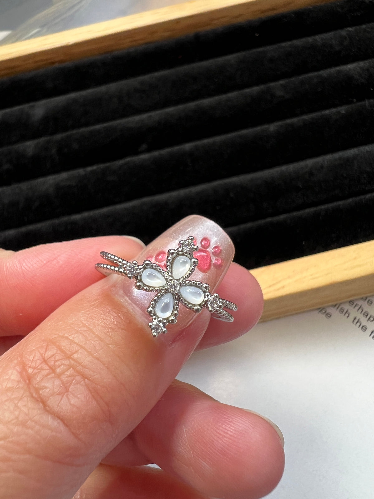 Clover Ring