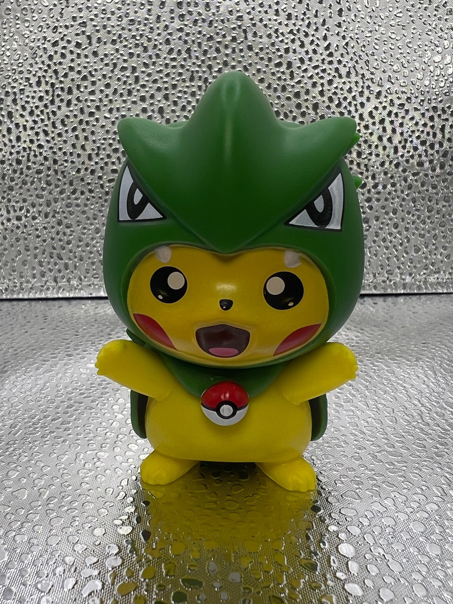 Poncho Pikachu Figure