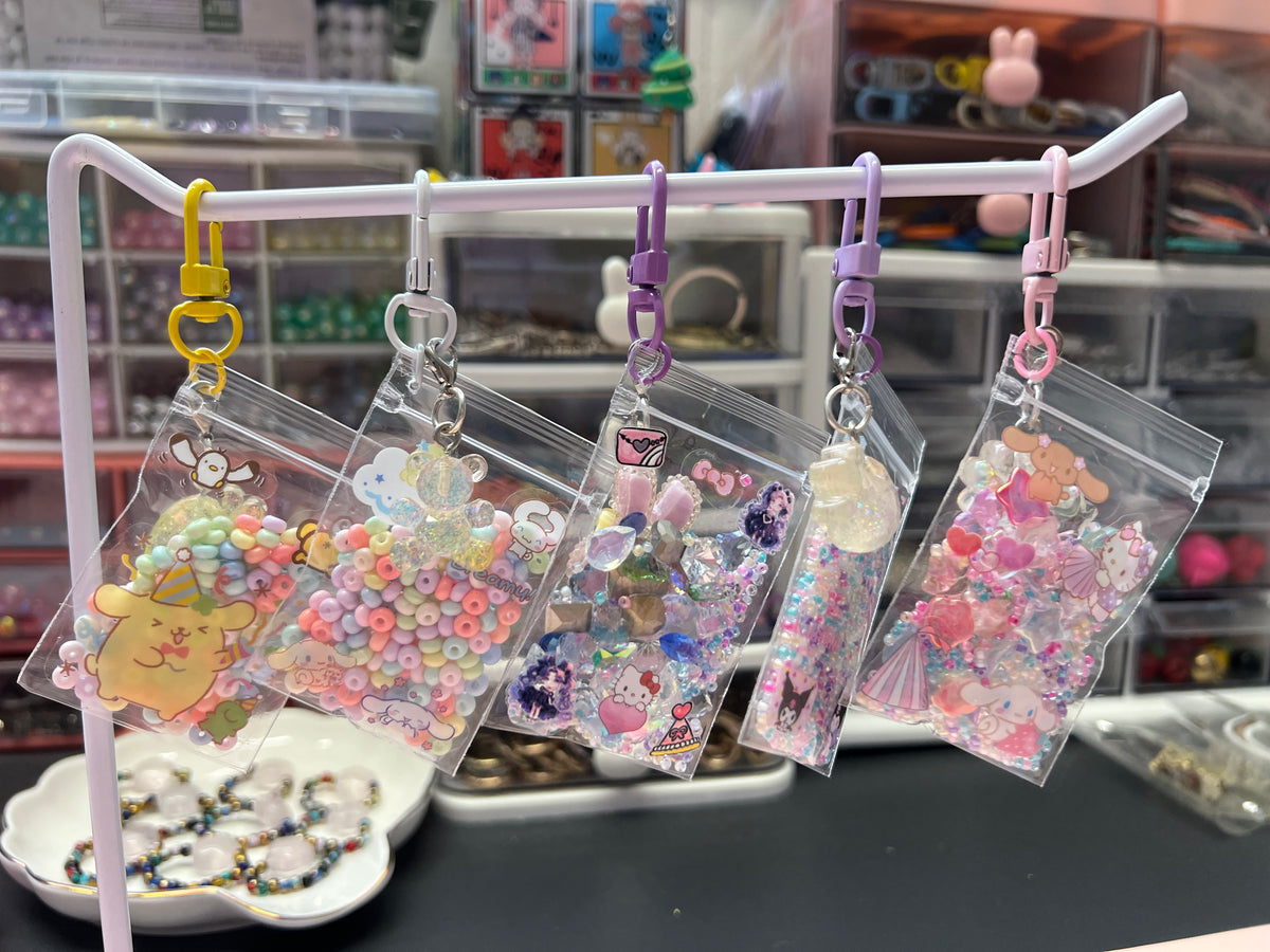 Little pouch beads keychain